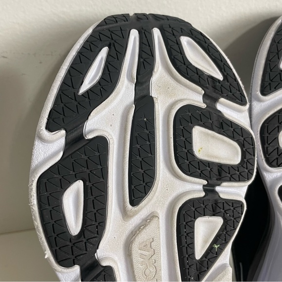 Hoka One One Bondi 8 Women’s Size 8.5B Black White Running Shoes Gym Sneakers - Picture 10 of 15